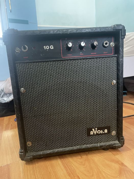 Fender Squier Strat + усилвател