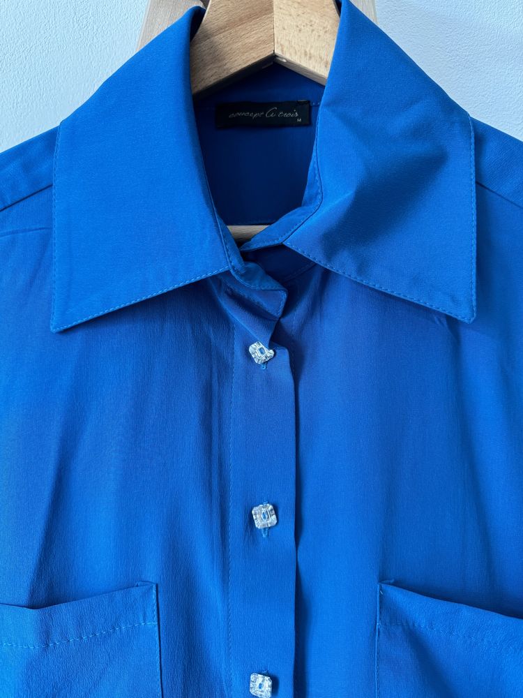 Costum nou, vascoza, Conceptatrois