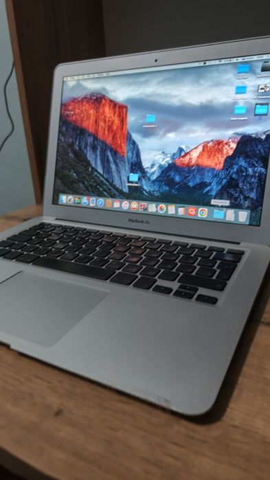 Ноутбук Apple MacBokk