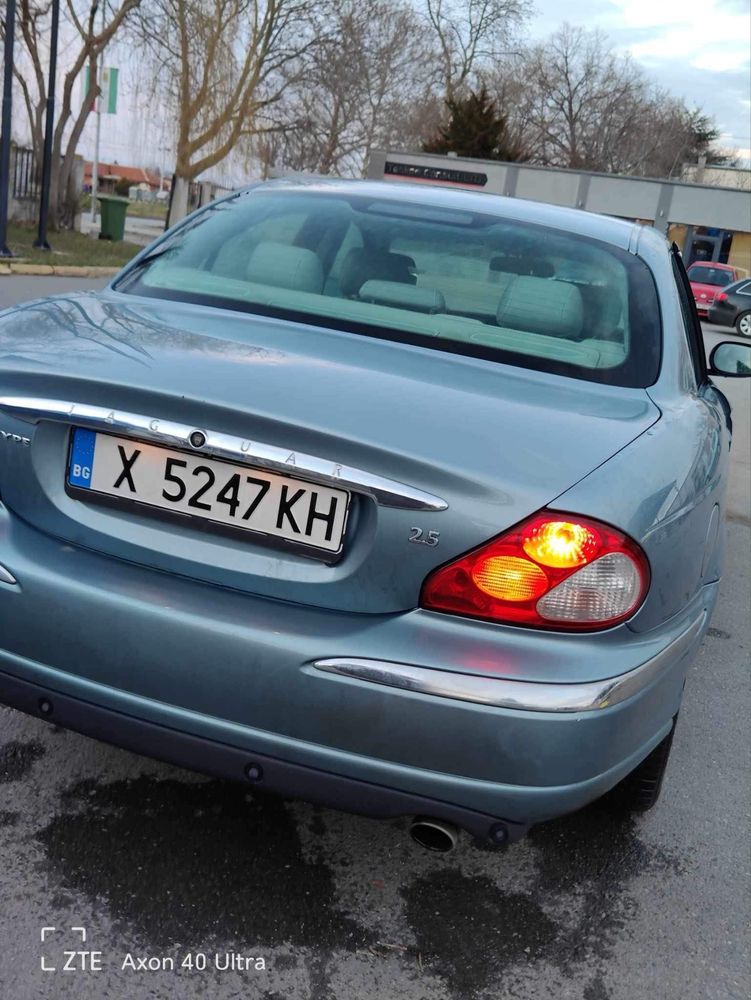 Jaguar X type 2.5i