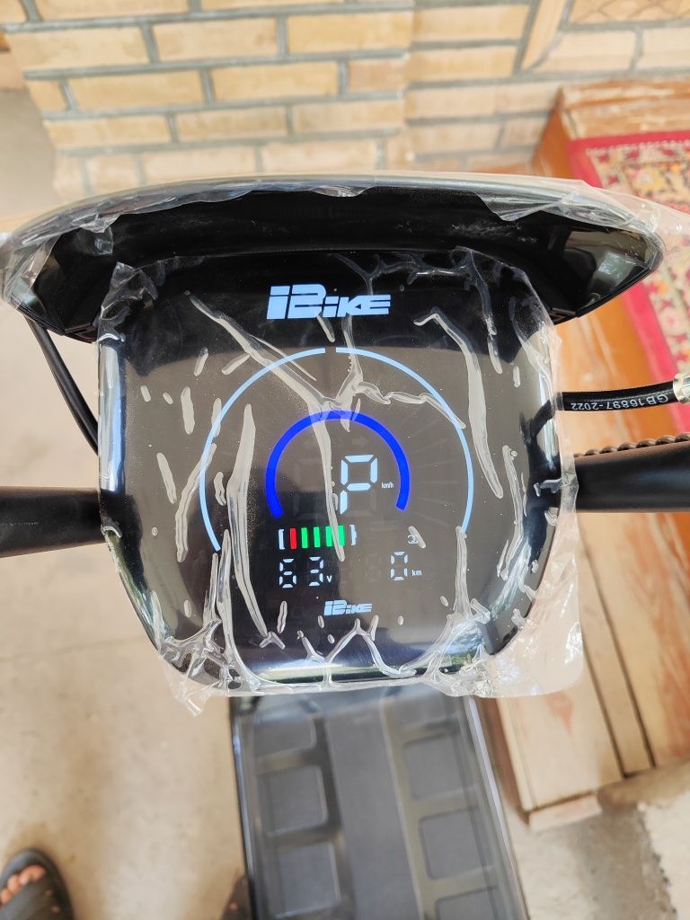 Bonvi elektron skuter satiladi tezlik 65 70 km bir zaryad 70 km yuridi