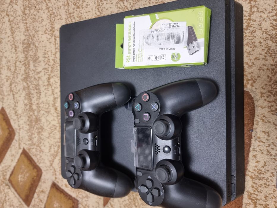 Ps4+ 2 manete + adaptor bluetooth