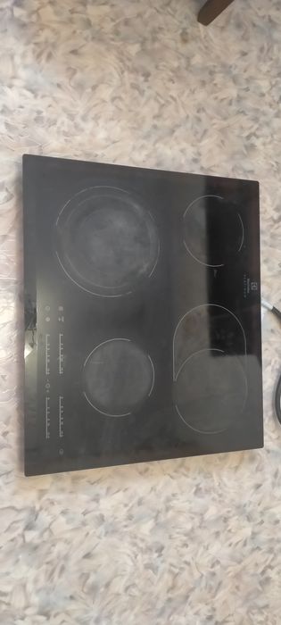 Варочная поверхность Electrolux (Германия)