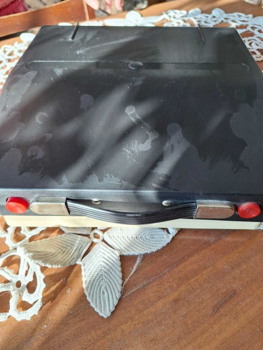 Mașină de scris ROBOTRON
