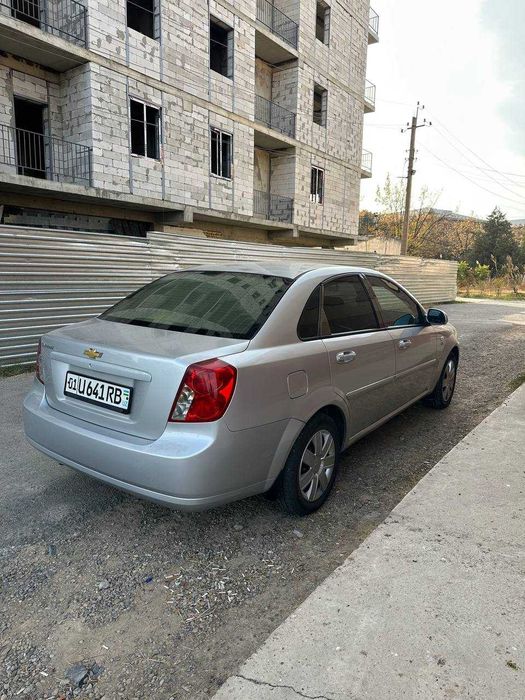 Lacetti 2pazitsa 2013