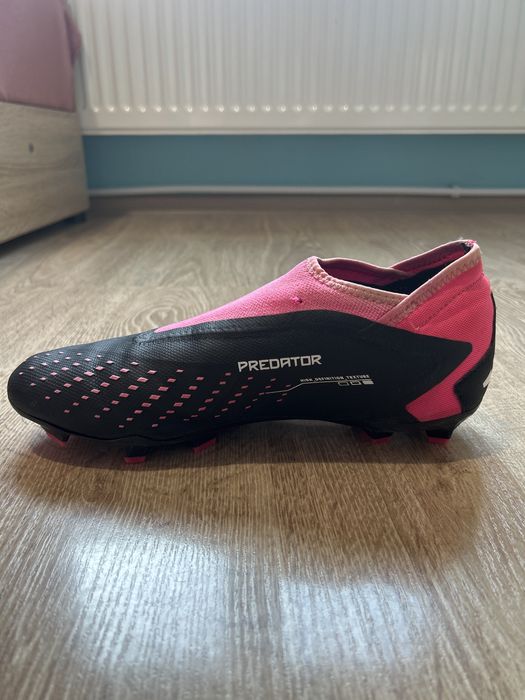 Бутонки Adidas Predator Accuracy