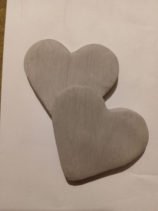 Комплект от 10 глинени малки сърчица