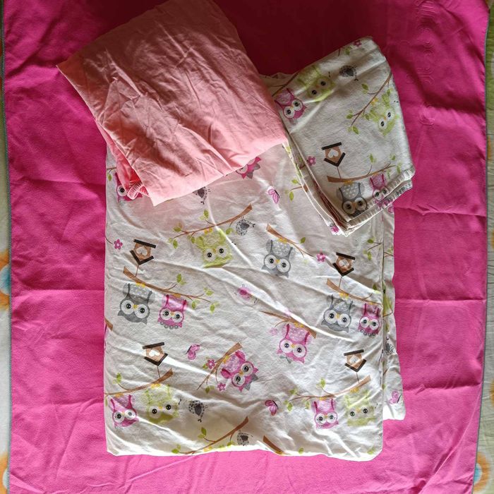 Олекотено ,два долни и един горен за кошара