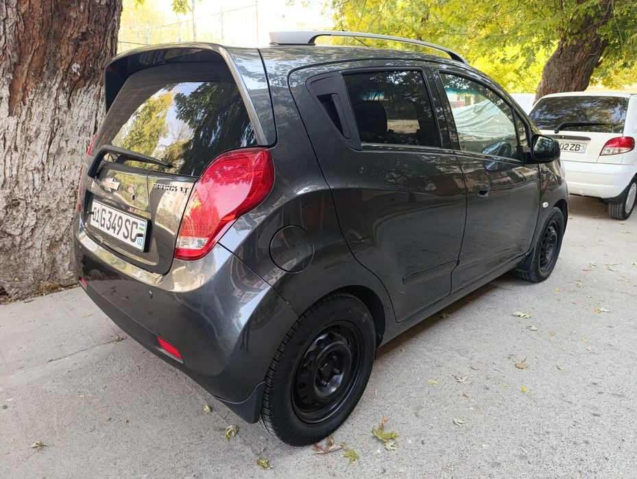 Сдаётся в аренду с выкупом спарк 2018 автомат на Газе метан