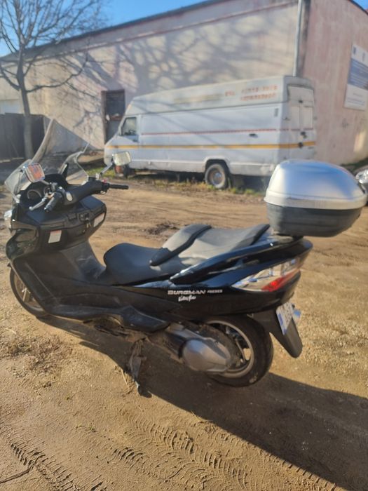 Suzuki Burgman 400 sau Schimb