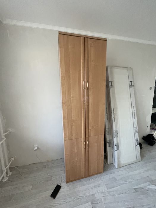 Продам шкаф и под платьяной