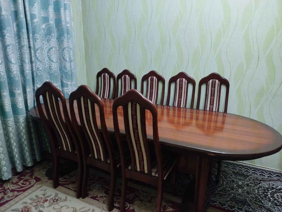 Стол стул сотилади