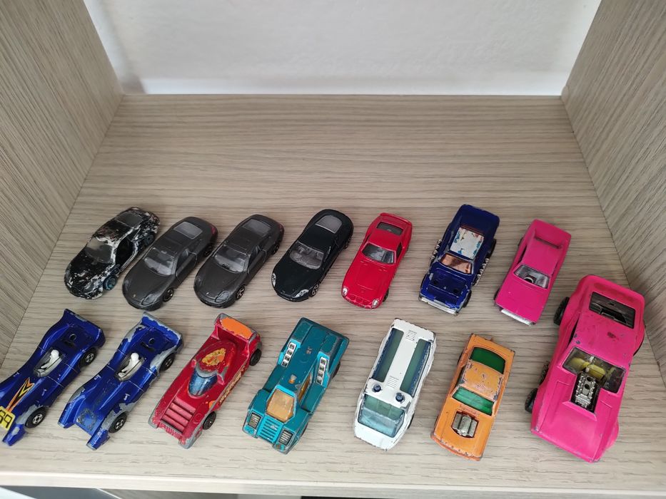 Jucarii machete vechi