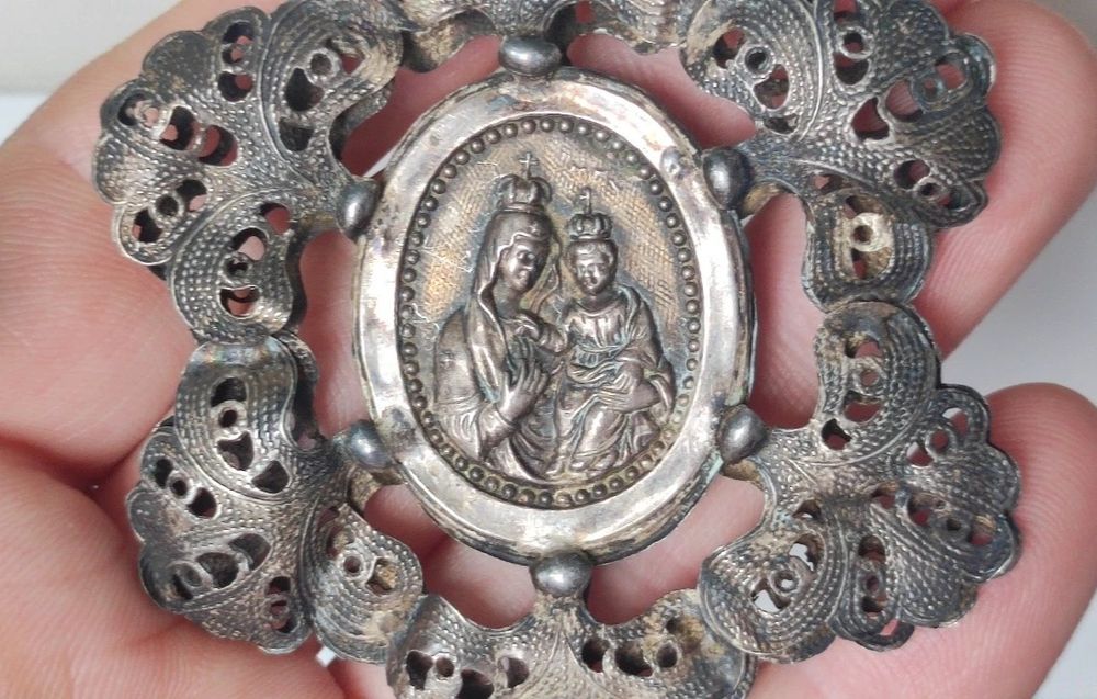 Amuletă Veche Religioasă Din Argint