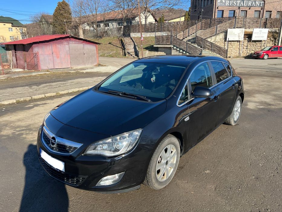 Opel Astra J 2011 1.7 diesel