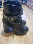 Botine Bershka noi 41
