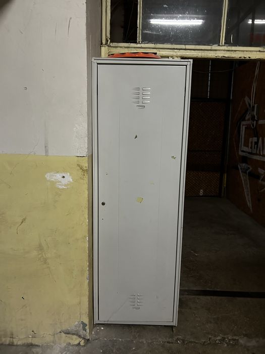 Dulap din metal atelier