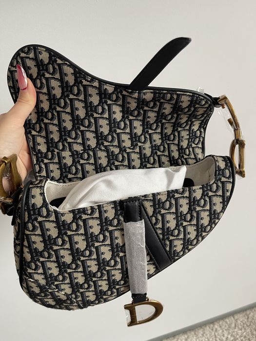 Geanta Dior, nou nouta