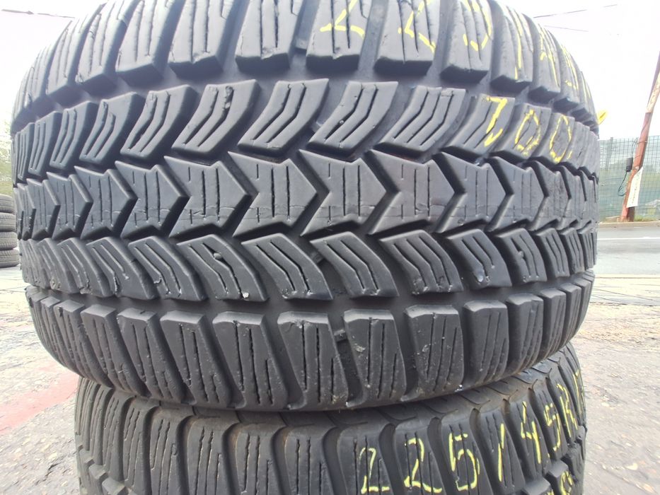 2 anvelope iarna 225/45r17 Debica Montaj Gratuit