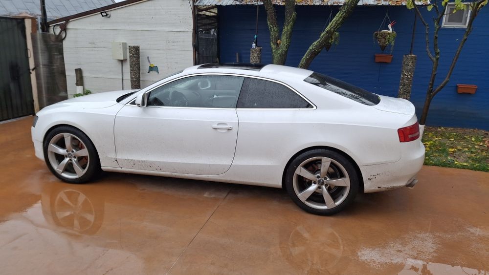 Mașinuța coupe manual Audi A5 coupe
