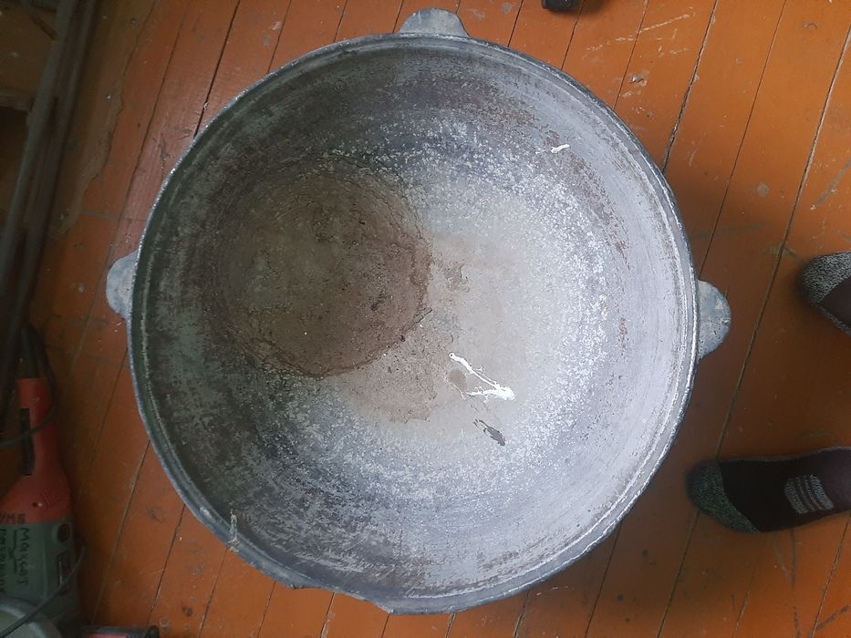 Казан больше среднего