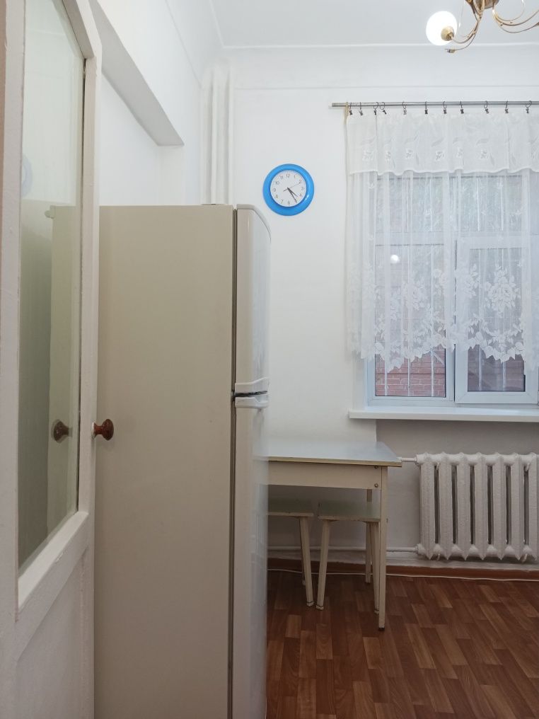 Продам 2 комнатную квартиру на Исиналиева 12