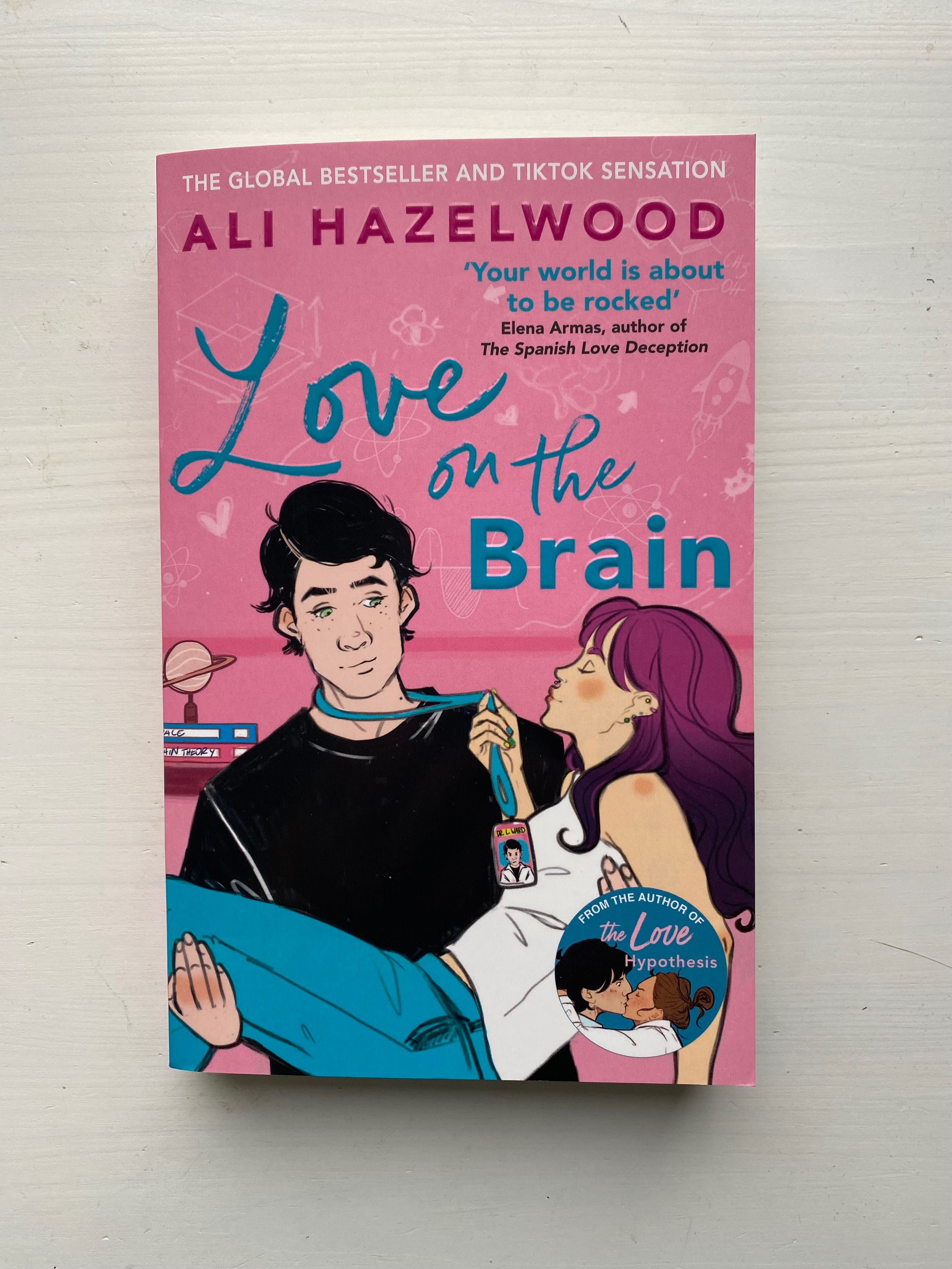 Love on the brain - книга на английски