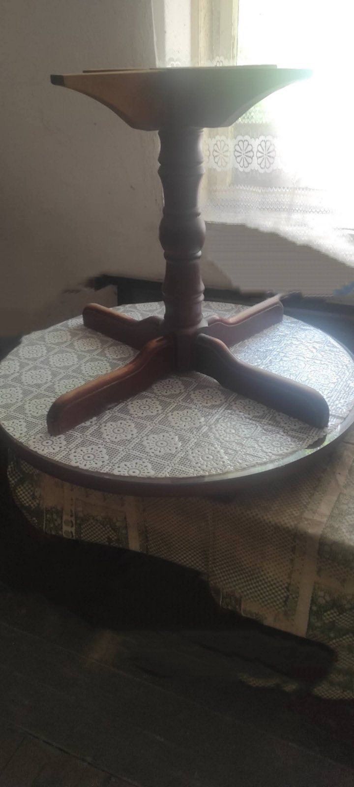Кухненска маса, трапезна маса