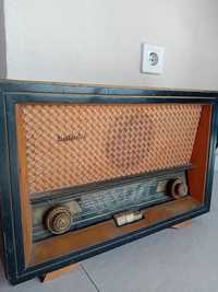 Radio vintage Balada
