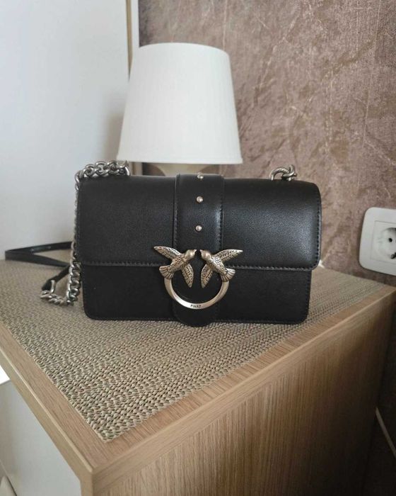 Дамска малка чанта Pinko