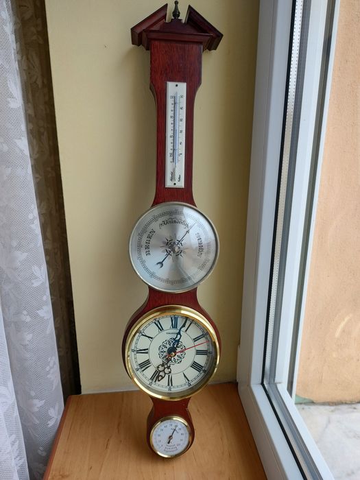Stație barometru-higrometru-termometru-ceas
