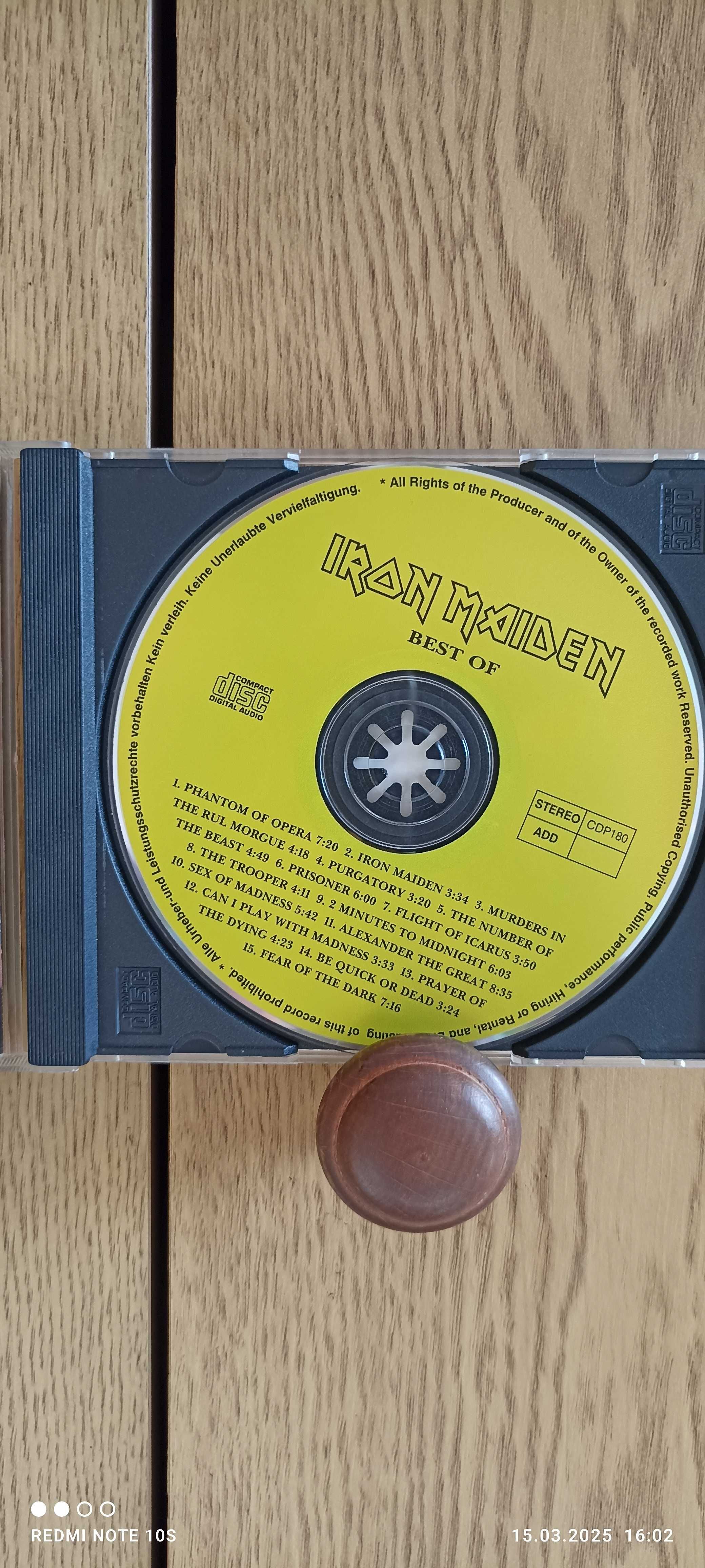 Музикални CD дискове и аудио касети