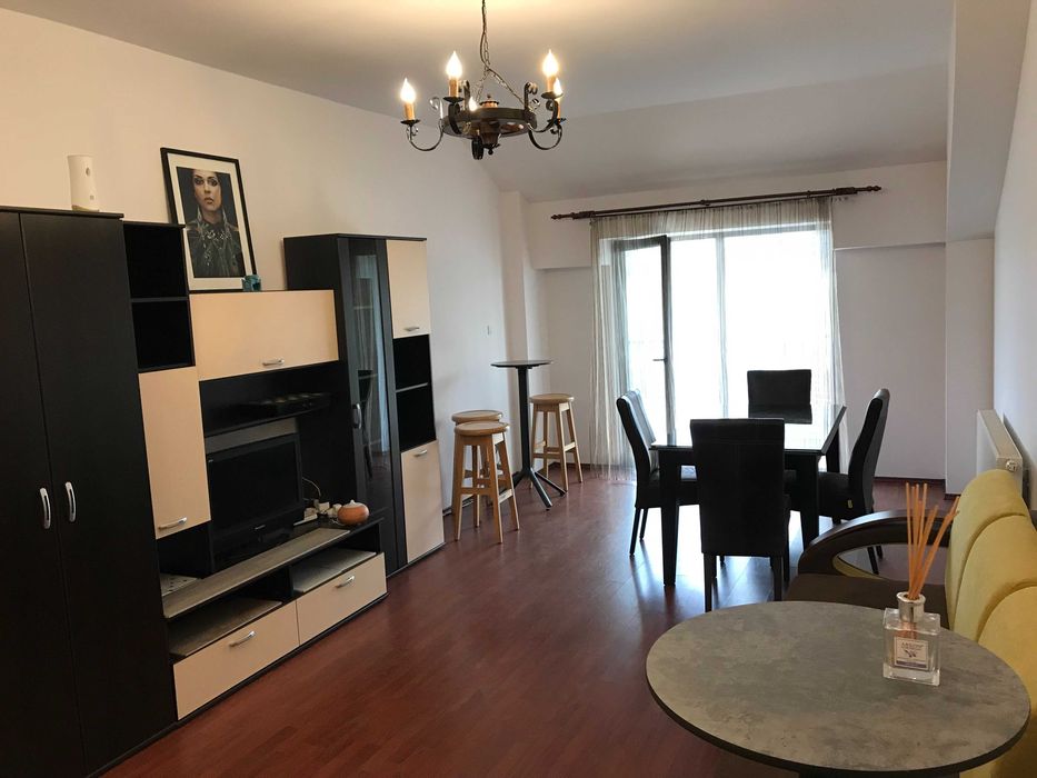 Inchiriez apartament cu doua camere, 75 mp, terasa de 14 mp, parcare