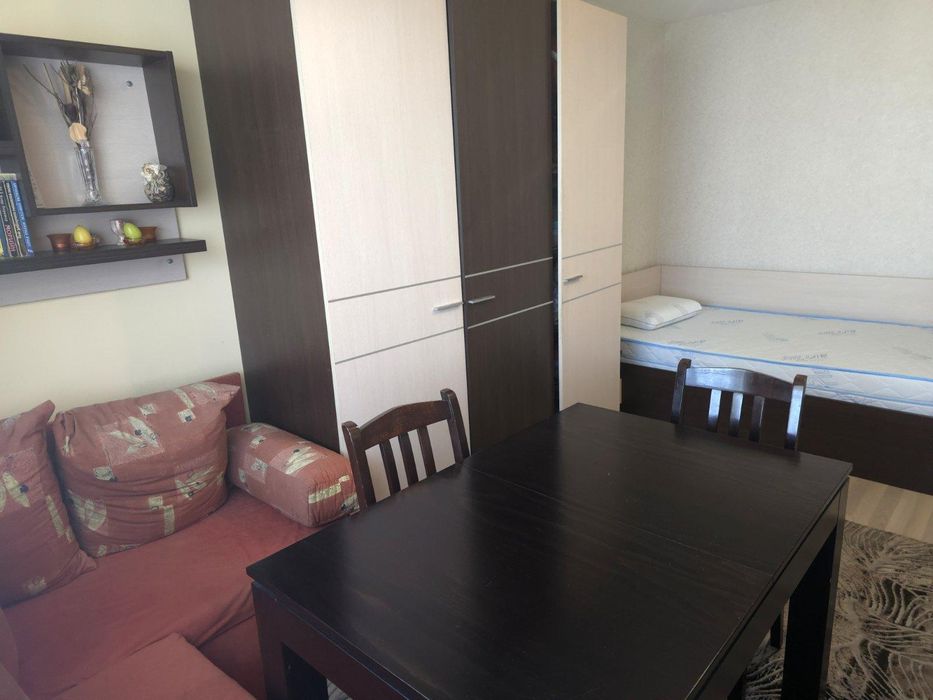 Дава се под наем Тристаен апартамент в Бургас, Братя Миладинови - 100 кв.м за 816 € - Снимка #7