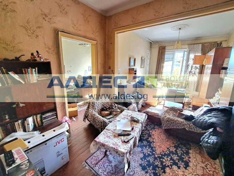 Просторен апартамент на ул. Гечкенли до НДК