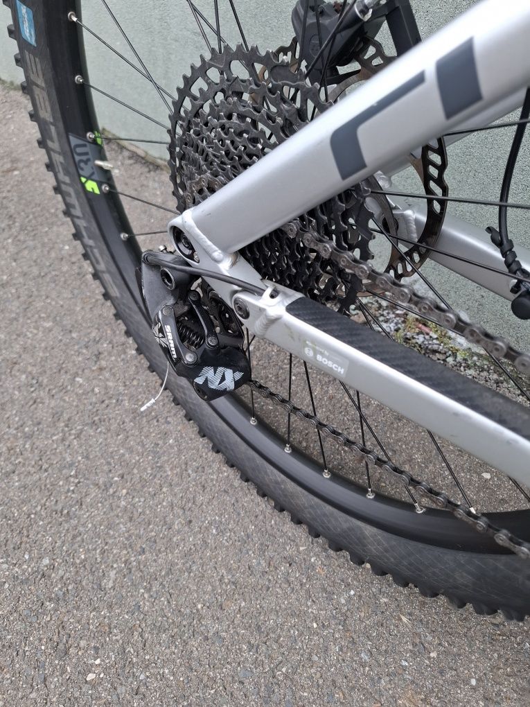 Bicicleta Electrica Full Suspension Cube Stereo Race 160 mm, Bosch Cx