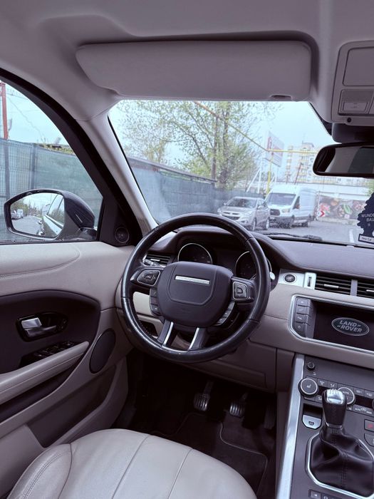 Range Rover Evoque 2015 Full Option