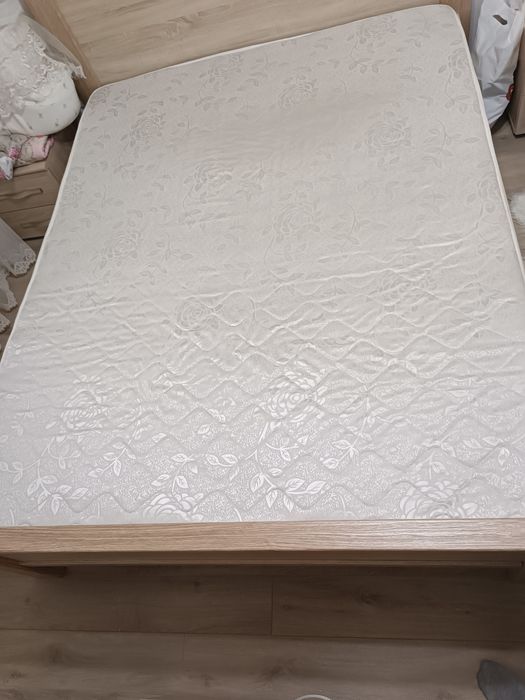 Спальный матрас хорошом состояние