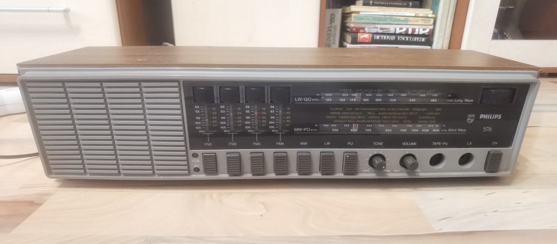 Radio Philips 576 retro vintage de colecție anii 70