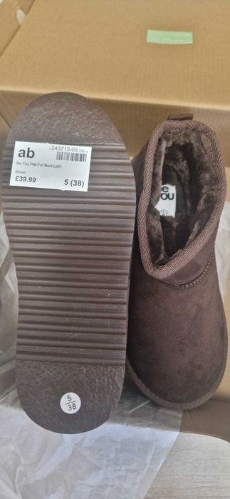 Ботуши UGG нови зимни