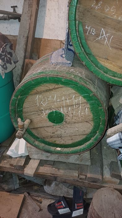 Буре за вино от дъб и акация