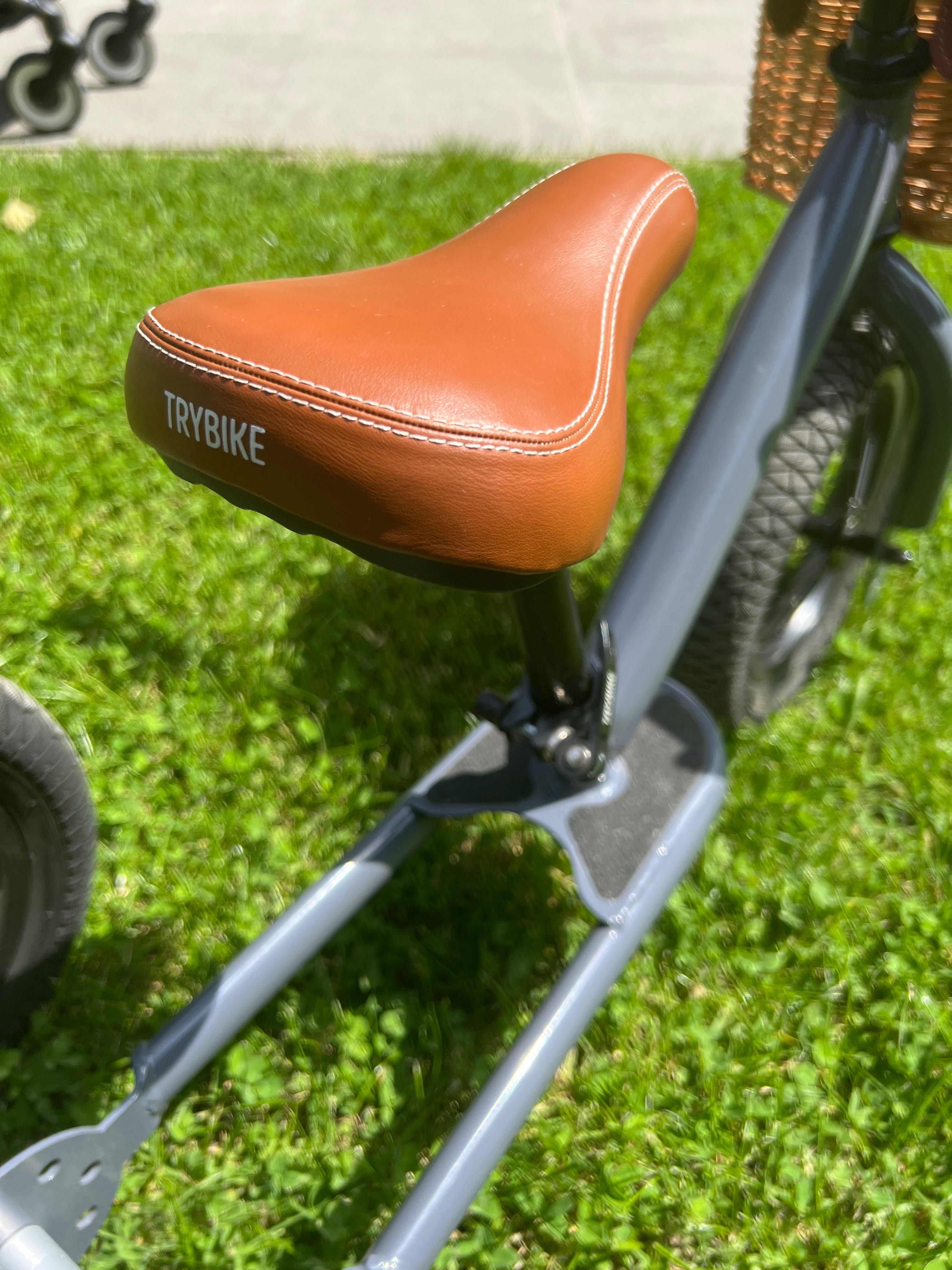 Баланс колело / Триколка Trybike + кошница и каска