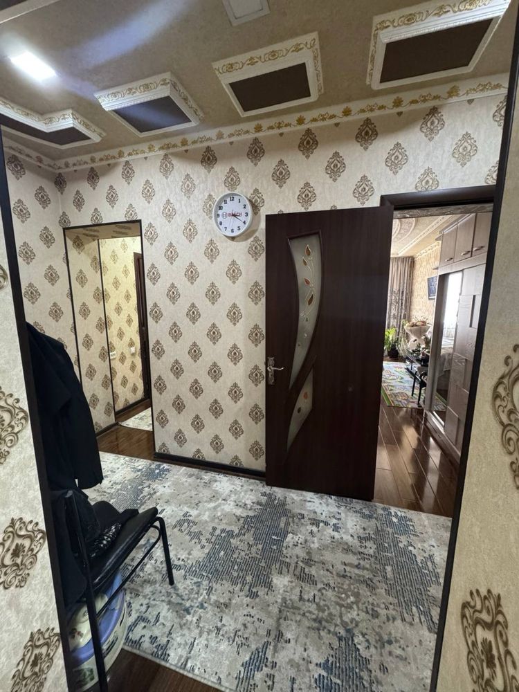 Продам квартиру в сергели 1, двухкомнатная переделанная в 3х