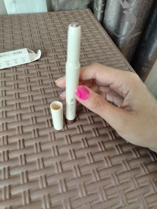NL BEAUTY Masterpiece Flow Creamy & Highly Pigmented Eheshadow Stick