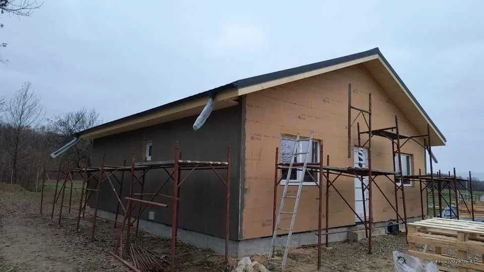 Placi izolatoare pentru fatada din fibre de lemn - Naturheld