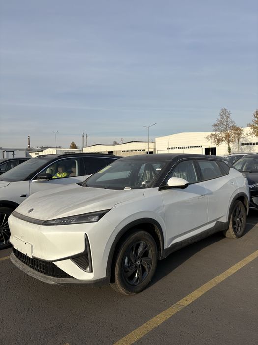 Donfeng l7 518 km 2025