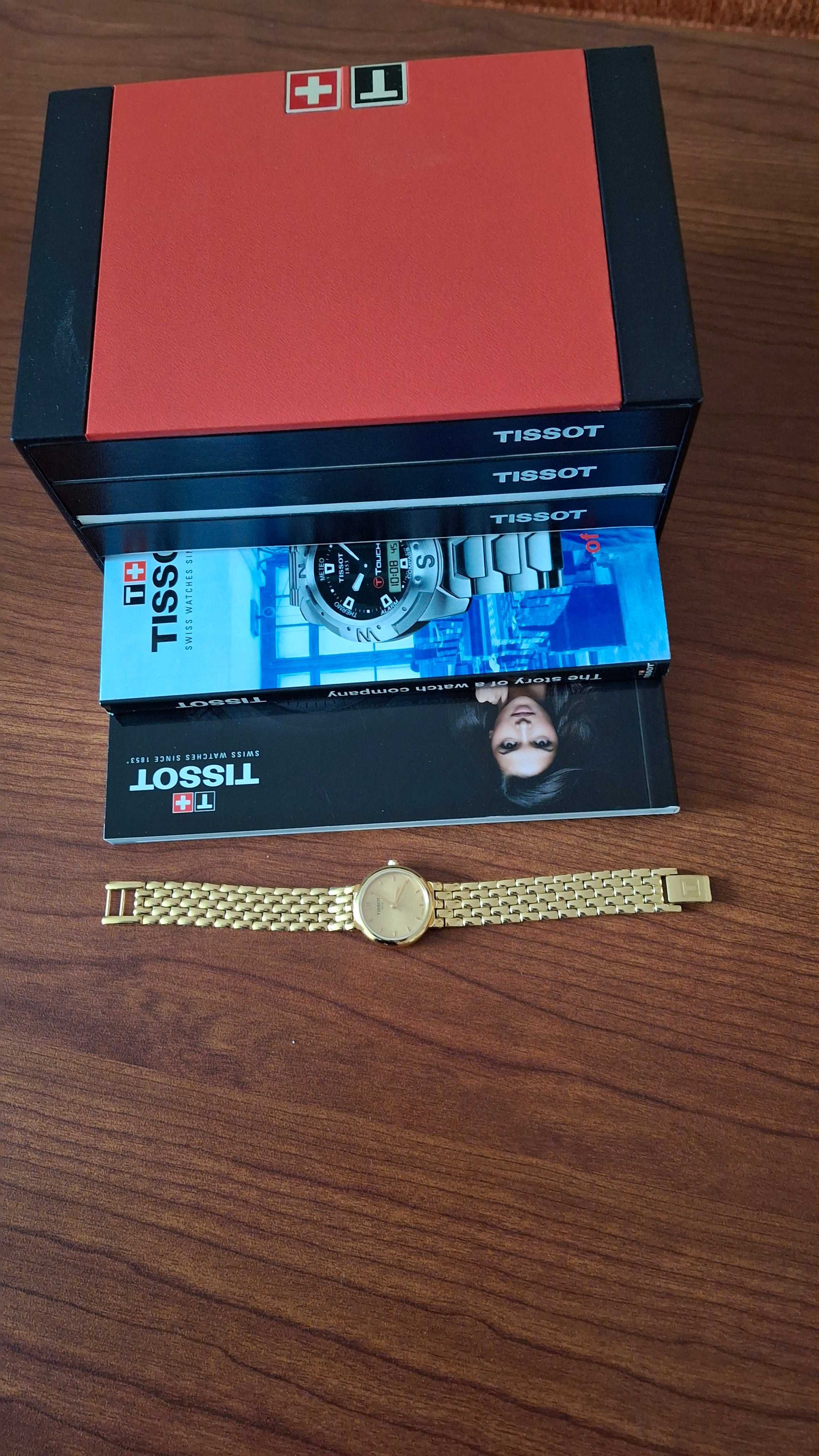 Продавам неизползван дамски часовник TISSOT