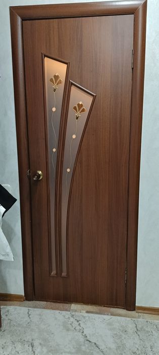 Продам двери б.у