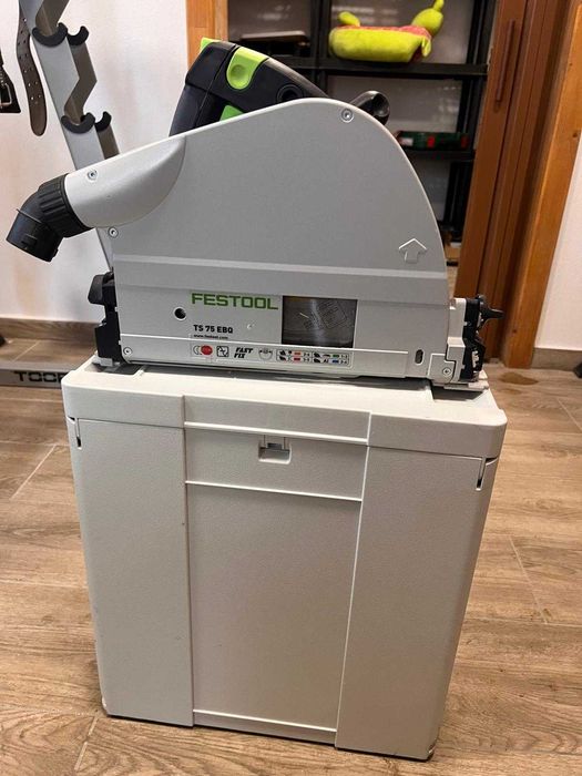 Vand circular Festool TS 75 EBQ, pret 3800 Lei, usor negociabil