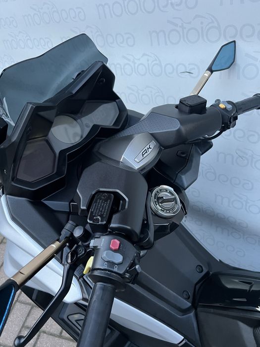 Motoideea vinde KYMCO AK 550 ABS 2020  Rate Garantie